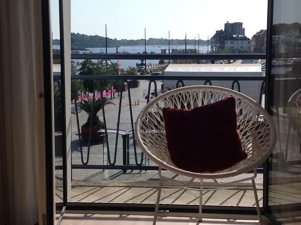 The Place To Be Concarneau Apartment