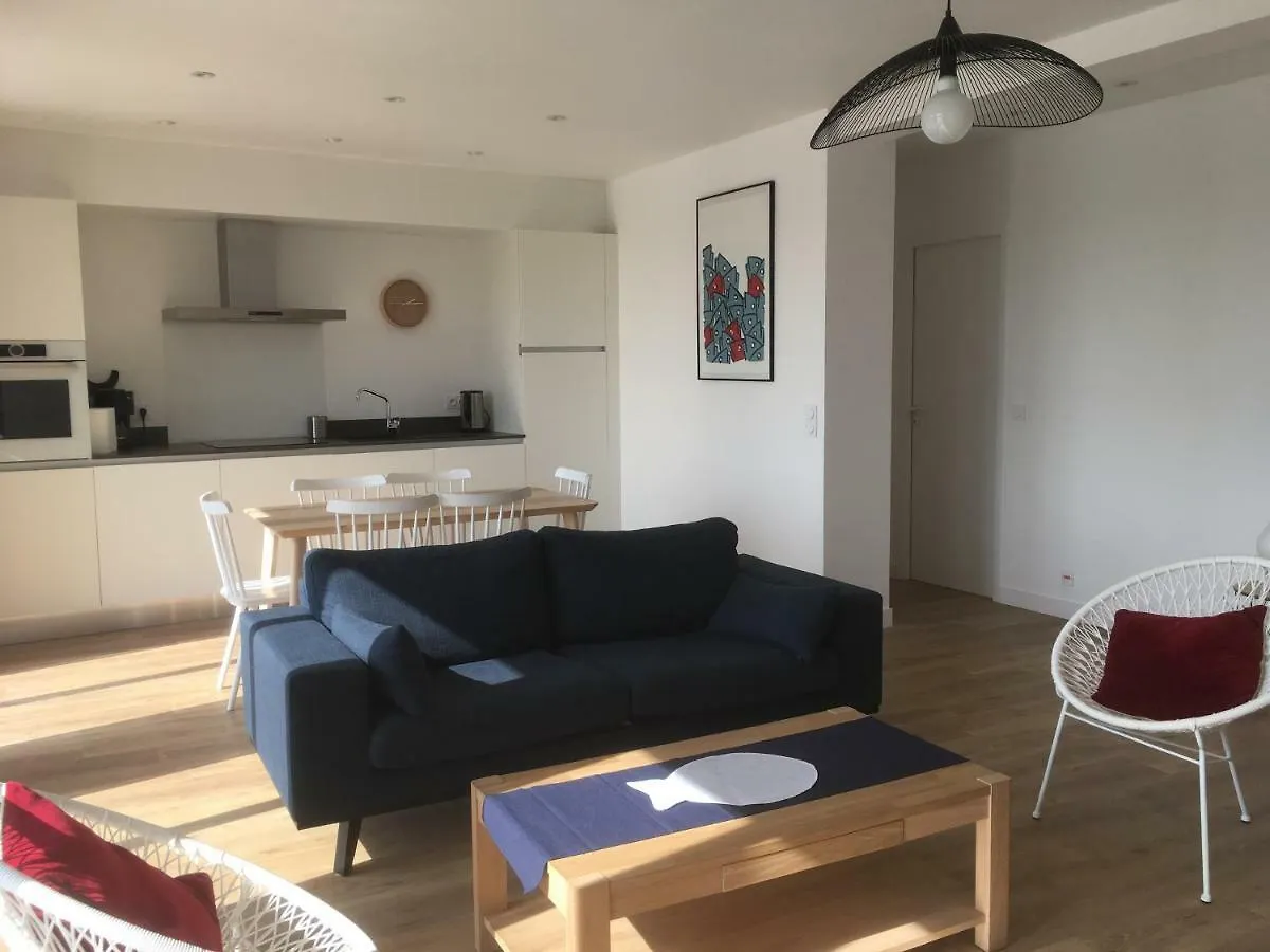 The Place To Be Concarneau Apartment