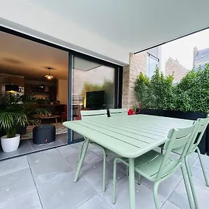 L'hermine Terrasse Et Parking, 500 Appartement